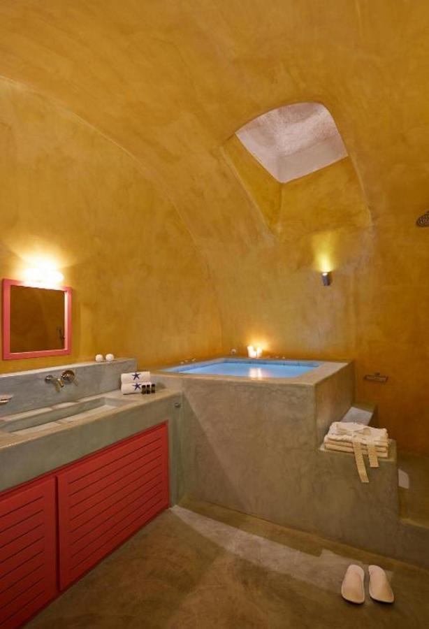 Maximilian Caldera Suites Φηρά Εξωτερικό φωτογραφία