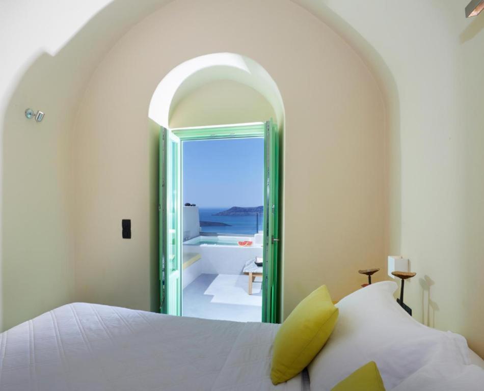 Maximilian Caldera Suites Φηρά Εξωτερικό φωτογραφία
