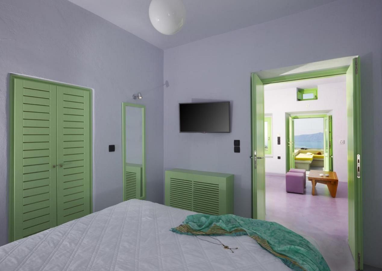 Maximilian Caldera Suites Φηρά Εξωτερικό φωτογραφία